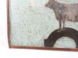 un tableau représentant une vache debout sur un morceau de bois