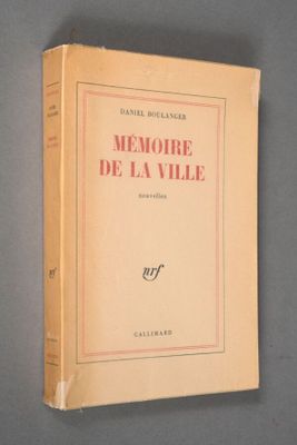the front cover of a book with the title memoire de l ' aville