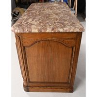 BUFFET DE CHASSE LOUIS XIV en chêne sur plinthe. (photo 6)