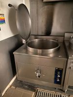 Une marmite à gaz en inox CAPIC