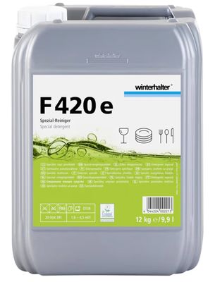 un gros plan d'un récipient en plastique portant une étiquette