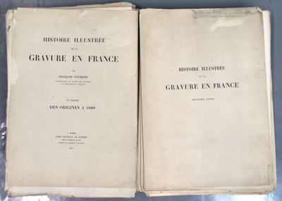 un vieux livre ouvert sur deux pages où figure le titre d'un roman