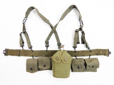 an image of a belt with a holster attached to it