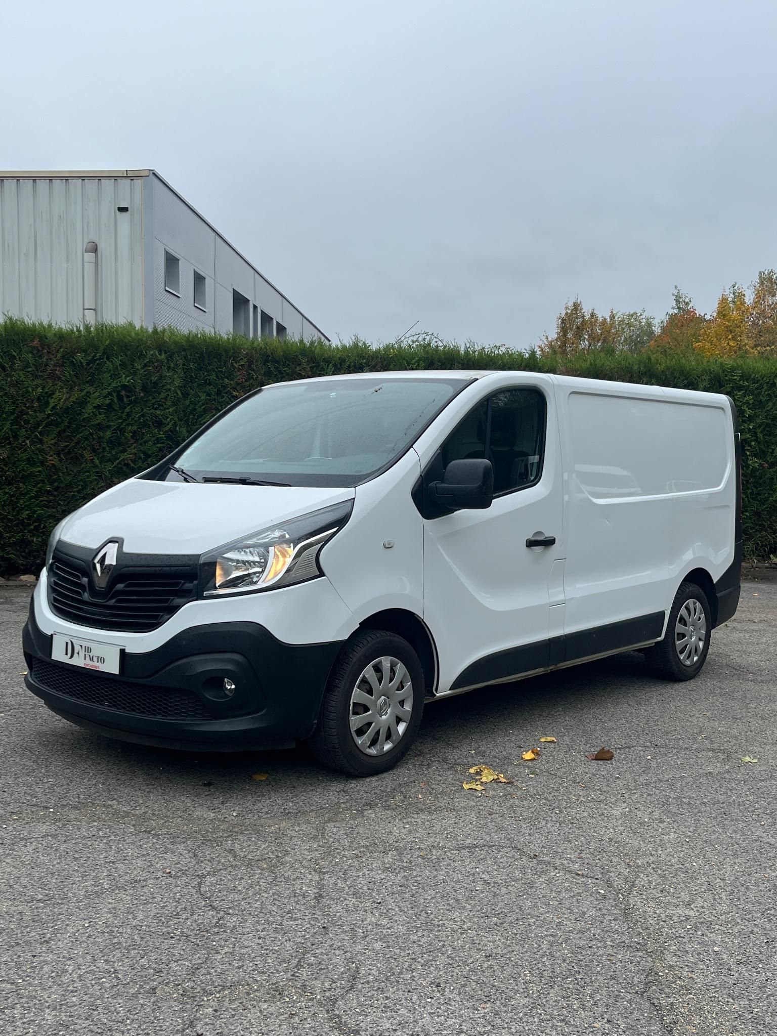 RENAULT TRAFIC 120 CV