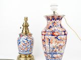 two vases that are sitting next to each other
