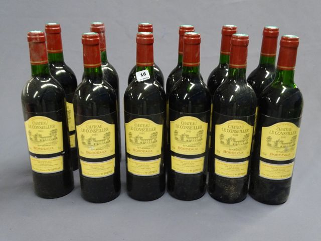 CHATEAU LE CONSEILLER: 12 bouteilles BORDEAUX, année 2001(bouteil...