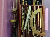 many different types of tools in this case