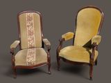 paire de chaises anciennes avec assise rembourrée, rembourrée, rembourrée, rembourrée, rembourrée