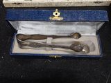 two spoons and a spoon spoon in a box