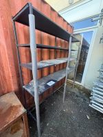 Etagère en métal