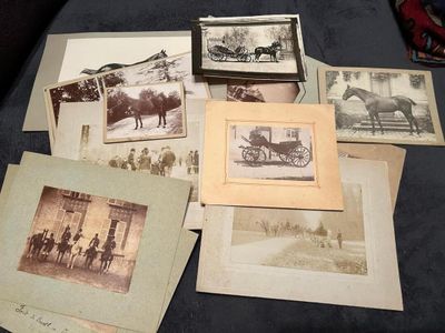 Ensemble de 13 photographies composites avec attelage, rende…