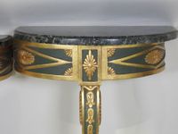Paire de petites consoles demi-lunes en bois peint vert et d… (photo 3)