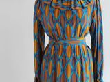 une robe sur un mannequin mannequin mannequin mannequin mannequin mannequin mannequin mannequin mannequin mannequin mann