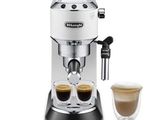 Machine à café DeLonghi avec fonction expresso et deux tasses de café