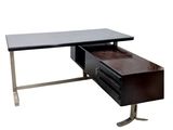 une image d'un bureau avec un tiroir en dessous