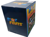 une corbeille de fruits posée sur une table