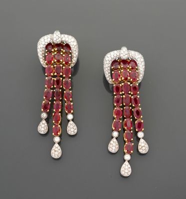 ROBERTO LEGNAZZI (attribué à) Paire de boucles d’oreilles en…