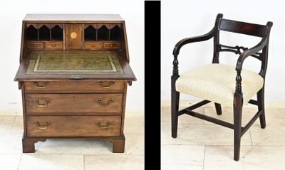 deux photos d'un bureau avec une chaise à côté