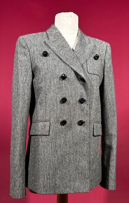 a gray jacket on a mannequin mannequin mannequin mannequin mannequin mannequin mannequin mannequin mannequin