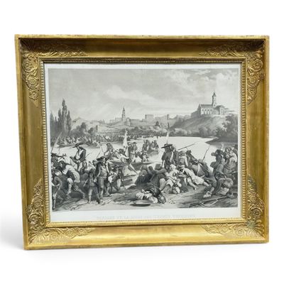 une vieille photo montrant un groupe de personnes dans un champ, avec un château en arrière-plan