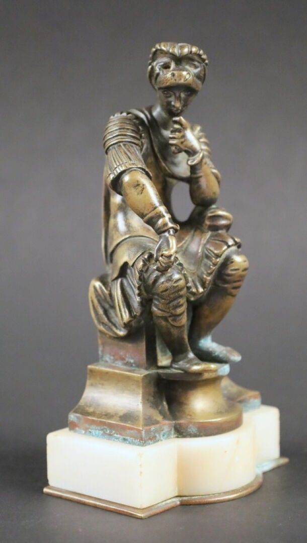 Objets d'art & Curiosités