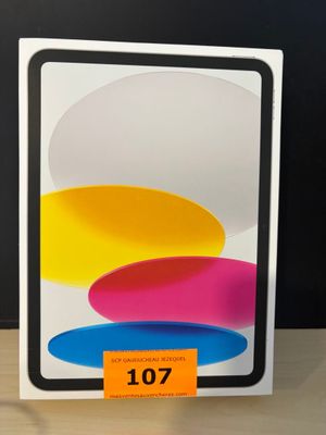 une photo d'un iPad d'Apple sur laquelle figure une étiquette de prix