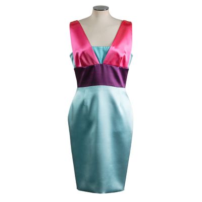 a dress on a mannequin mannequin mannequin mannequin mannequin mannequin mannequin mannequin mannequin mann