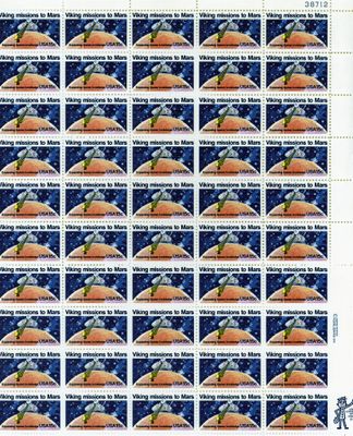 une feuille de timbres représentant la lune et les étoiles