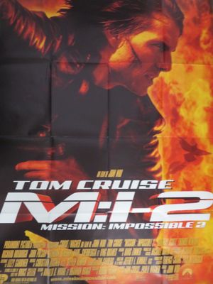 une affiche de cinéma pour « Mission : Impossible », avec Tom Cruise, et « Mission : Impossible »