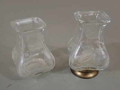 Dans le goût de BACCARAT, Paire de petits vases en cristal t… - Photo 1
