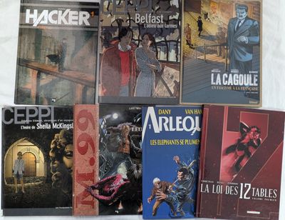 un grand nombre de livres posés sur une table