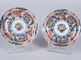 paire d'assiettes japonaises en porcelaine imari, 19e siècle