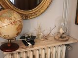 a picture of a radiator with a globe on top of it