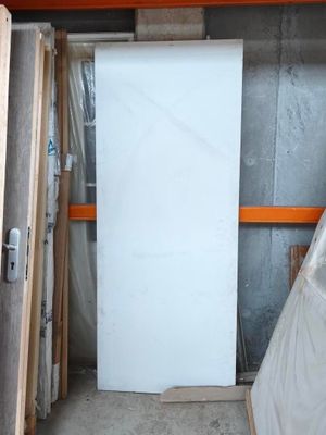 1 lot de 13 portes intérieures de 83, 93 et de 103 dont cert…