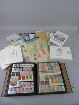 Collection MONACO de 1940 à 2001.