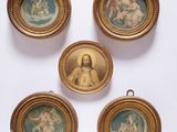 quatre images encadrées représentant Jésus et d'autres figures religieuses sur un fond blanc