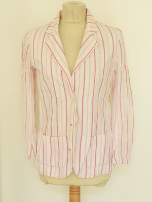 Courrèges, veste en coton à rayures roses.