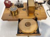 a small machine that is sitting on top of a table