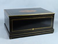Grand coffret de mariage sur pieds, en marqueterie Boulle (é…