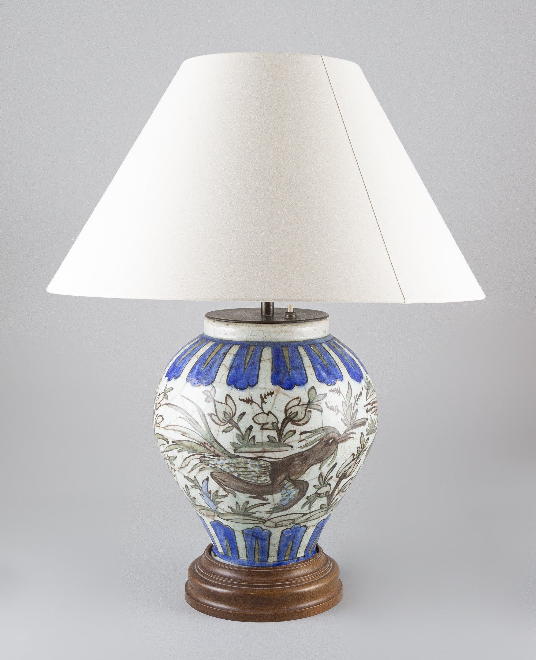 Lampe dans le goût des céramiques turques d'IZNICK.