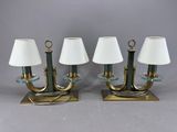trois lampes de table en laiton et en verre, munies d'abat-jours