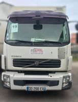 *CAMION FOURGON VOLVO FL 240 AVEC HAYON 12T- Immatriculation… (photo 3)