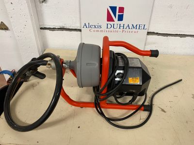 an image of a machine that is sitting on a table