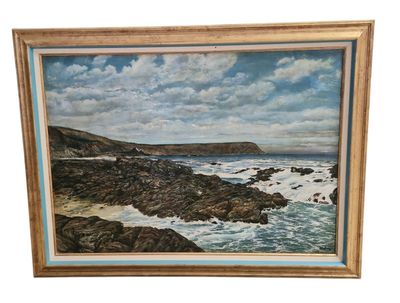 une peinture à l'huile représentant une côte rocheuse avec des vagues qui déferlent au premier plan