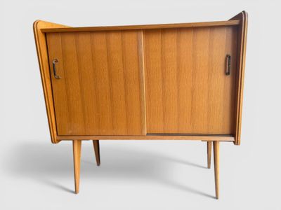 BUFFET à 2 portes coulissantes des années 1960 - Photo 1