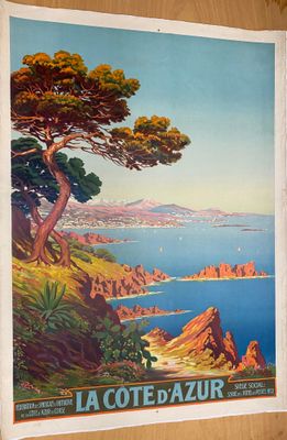 une affiche représentant une vue sur la mer et les montagnes