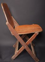 Chaise pliante US. En bois. Modele pliant.