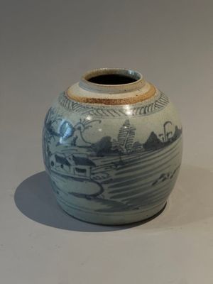 POT A GINGEMBRE en porcelaine à décor en bleu sous couverte …