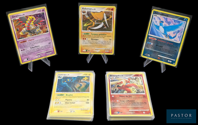 Six cartes Pokémon différentes sont représentées sur un fond noir.