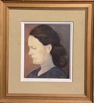 tableau représentant une femme aux longs cheveux, dans un cadre marron